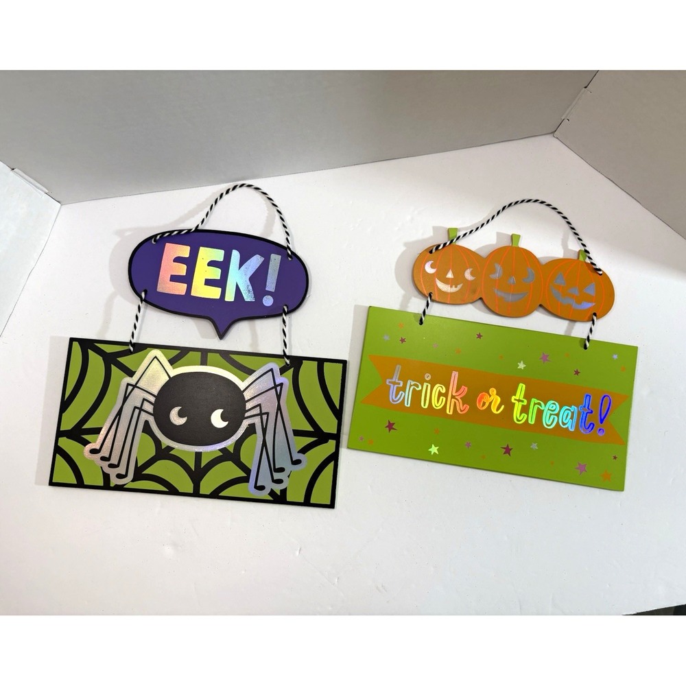 Halloween Hanging Plaque Sign Set Trick or Treat EEEK Spider Pumpkin 2pc